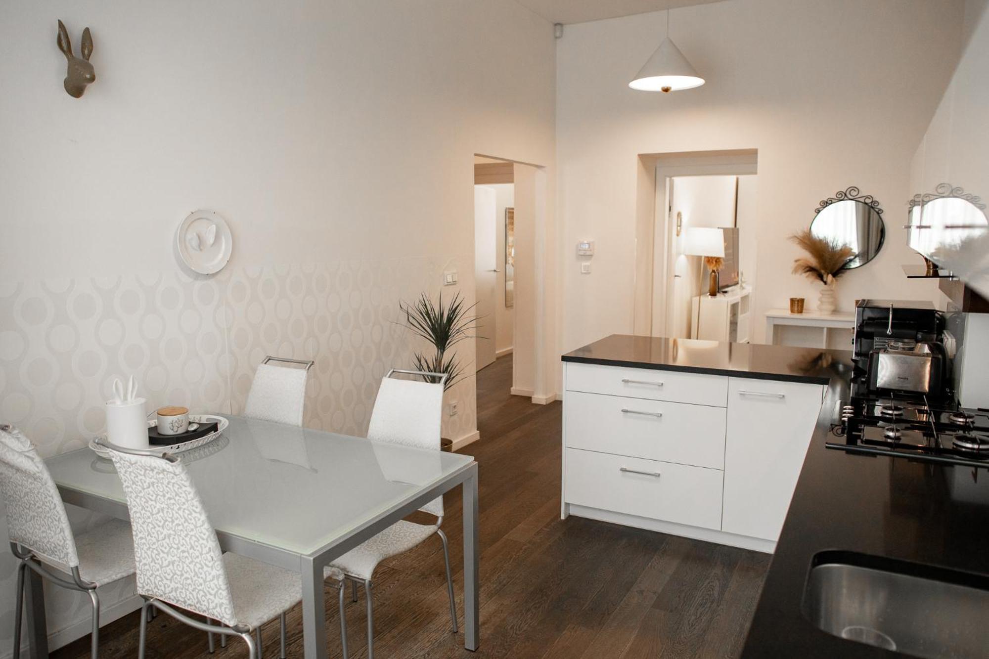Luxury Modern Designed Oldtown Apartment Praga Zewnętrze zdjęcie